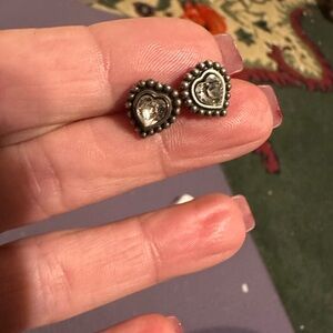 Brighten earrings, heart shaped with crystal center